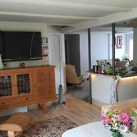 مكان تخييم Sov Og Hvil Filskov *